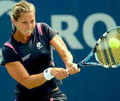 click for Sportsline current tennis news photos