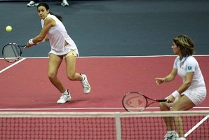 click for Fed Cup photo gallery