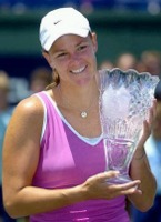 click for Lindsay Davenport news photo search