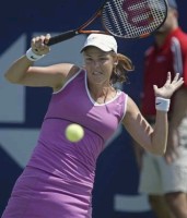 click for Lindsay Davenport news photo search