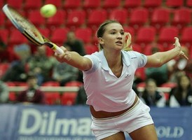 click for Fed Cup photo gallery