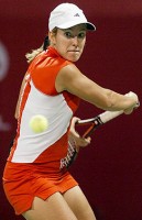 click for Henin-Hardenne news photo search
