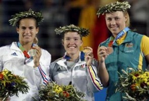 click for Henin-Hardenne news photo search