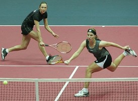 click for Fed Cup photo gallery