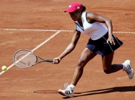 click for Fed Cup photo gallery