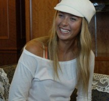 click for Xinhua Sharapova photo gallery
