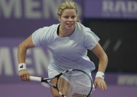 click for 5 photos of Kim practicing