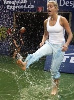 click for Clijsters news photo search