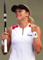 click for Clijsters news photo search
