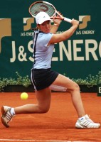 click for Warsaw tourney photo gallery Henin-Hardenne pics
