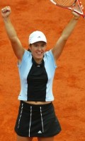 click for Henin news photo search
