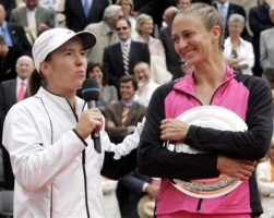 click for Henin news photo search
