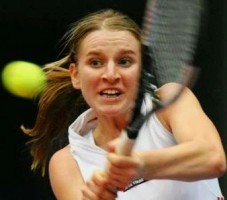 click for Karatantcheva news photo search