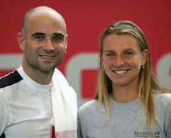 click for WTA Gold Coast photo gallery