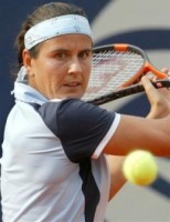 click for Yahoo! Martinez news photo search