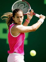 click for Mauresmo news photo search