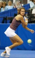click for Mauresmo news photo search