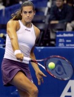 click for Mauresmo news photo search