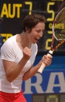 click for Fed Cup photo gallery