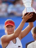 click for Sharapova news photo search