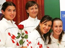 click for Fed Cup photo gallery