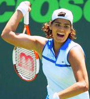 click for Sportsline tennis news photos
