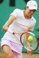 click for Henin-Hardenne news photo search