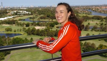 click for Hingis news photo search