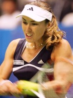 click for Hingis news photo search