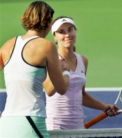 click for Hingis news photo search