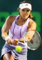 click for Hingis news photo search