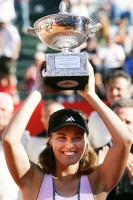 click for Hingis news photo search