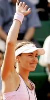 click for Hingis news photo search