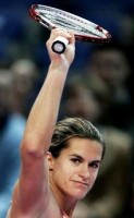 click for Mauresmo news photo search