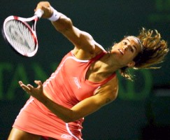 click for Mauresmo news photo search