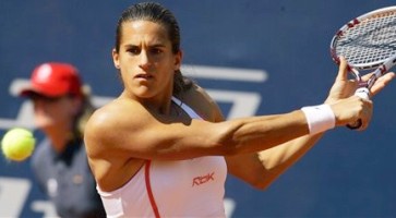 click for Mauresmo news photo search