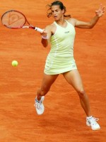 click for Mauresmo news photo search