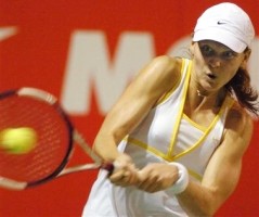 click for Safarova news photo search