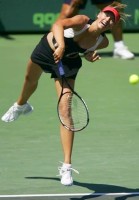 click for Sharapova news photo search