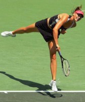click for Sharapova news photo search