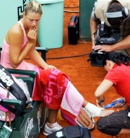 click for Sharapova news photo search