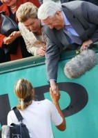 click for Sharapova news photo search