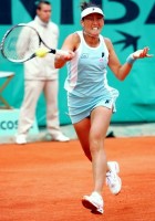 click for Ai Sugiyama news photo search