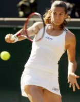 click for Mauresmo news photo search
