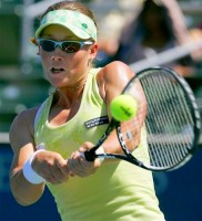 click for Stosur news photo search