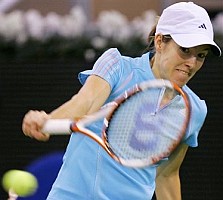 click for Henin photo search