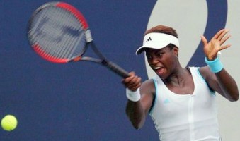 click for CBS Sportsline tennis news photos