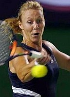 click for Molik news photo search