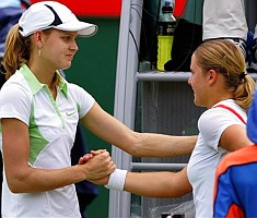 click for Safarova news photo search