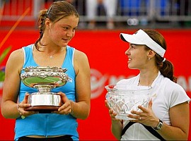click for Hingis news photo search